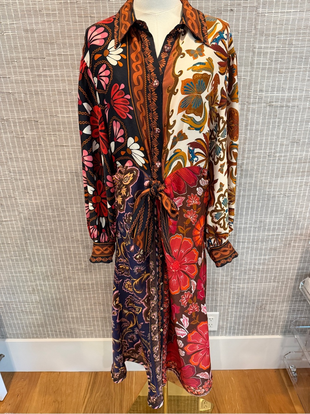 🤎 Farm Rio Miranda Long-Sleeve Wrap Midi Dress 🤎 - Picture 3 of 7